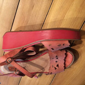 Miz Mooz Coral Sandals size 8